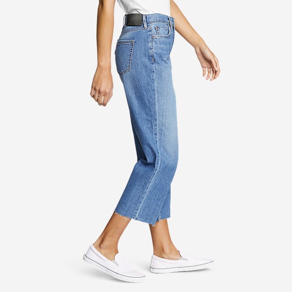 Slightly Curvy - High Rose Stove Pipe Crop Jeans